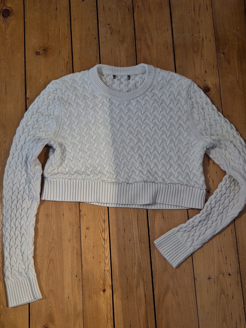 Cropped Cable Knit Sweater - Cream